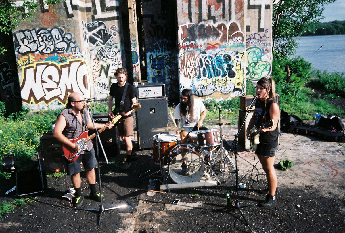 AV Club Premieres Acid Fast’s “Tangle”