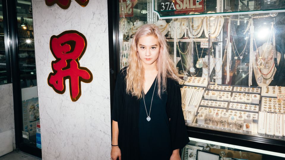 Japanese Breakfast – Everybody Wants to Love You (Music Video)