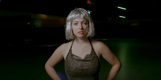 Angel Olsen – Sister (Music Video)