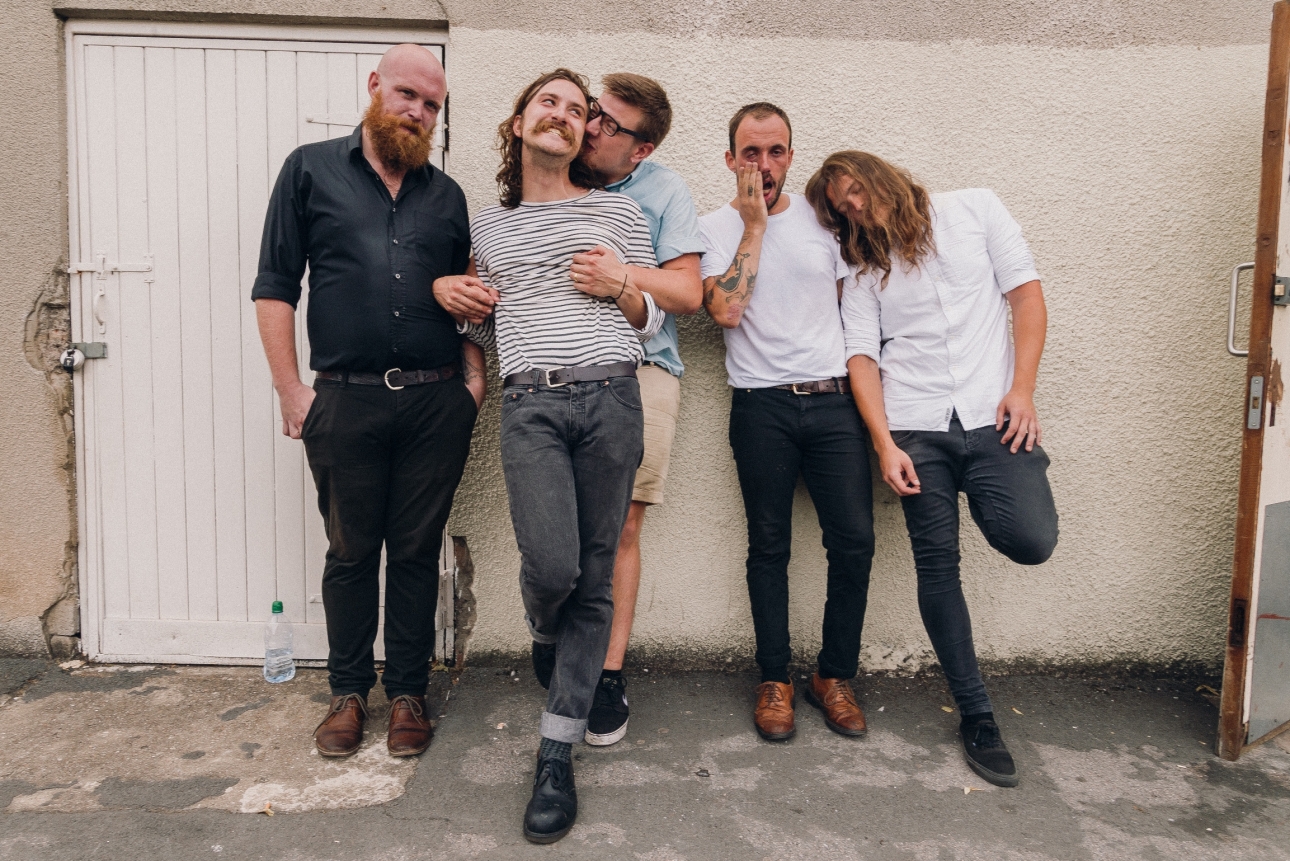 IDLES – Great (Music Video)