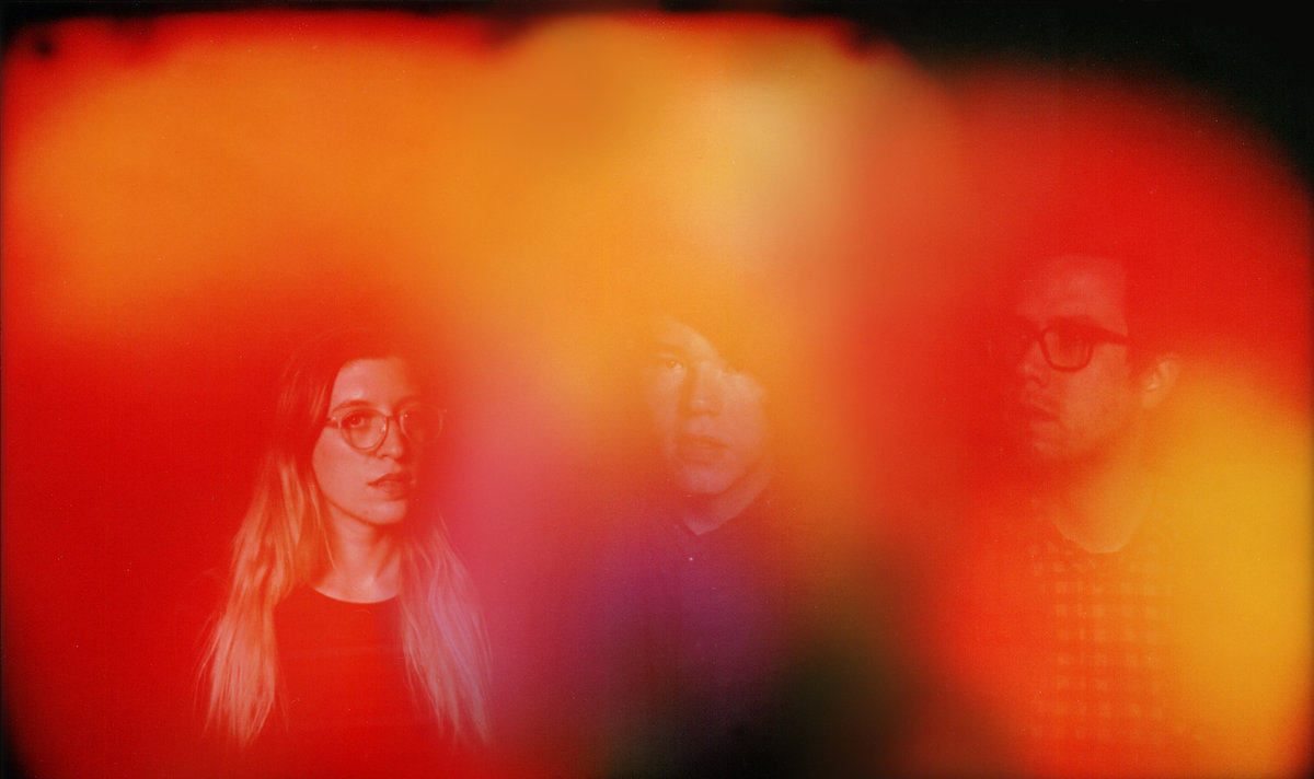 Deadbeat Beat – You Lift Me Up (Music Video)
